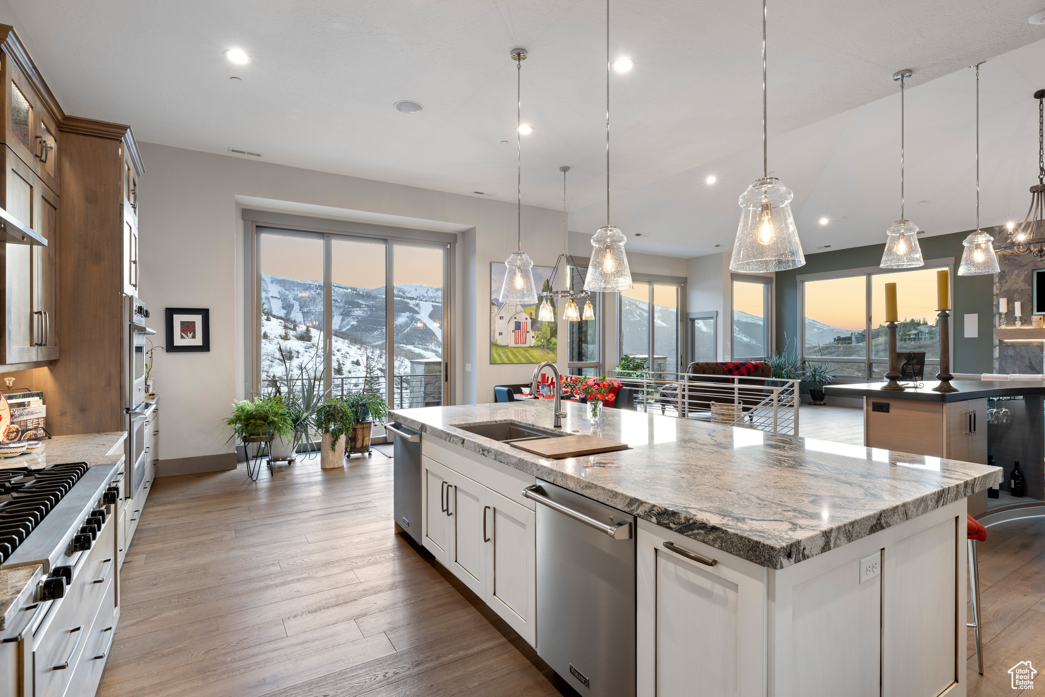 APRIL MOUNTAIN SUBDIVISION - Residential
