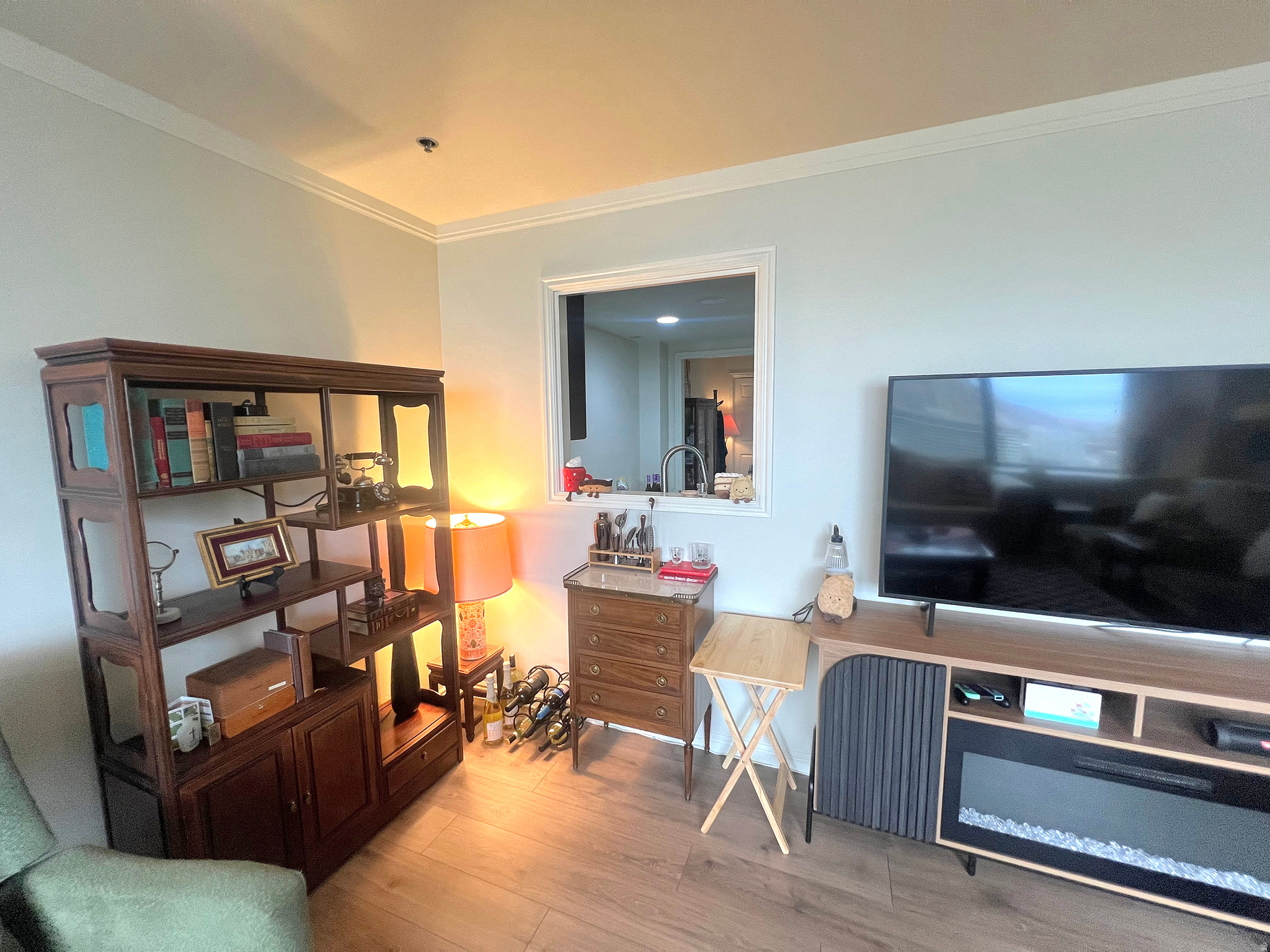 AMERICAN TOWERS CONDM - Residential