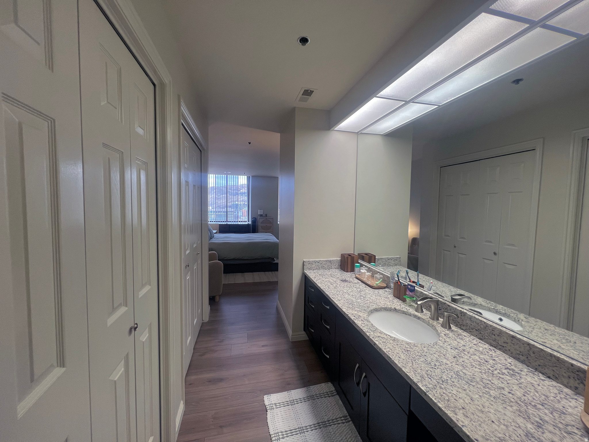 AMERICAN TOWERS CONDM - Residential