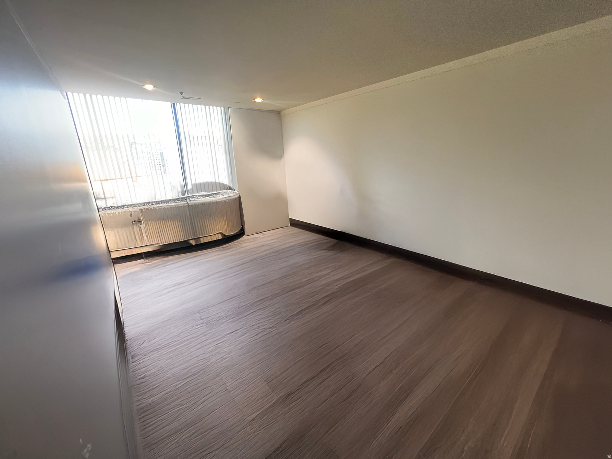 AMERICAN TOWERS CONDM - Residential