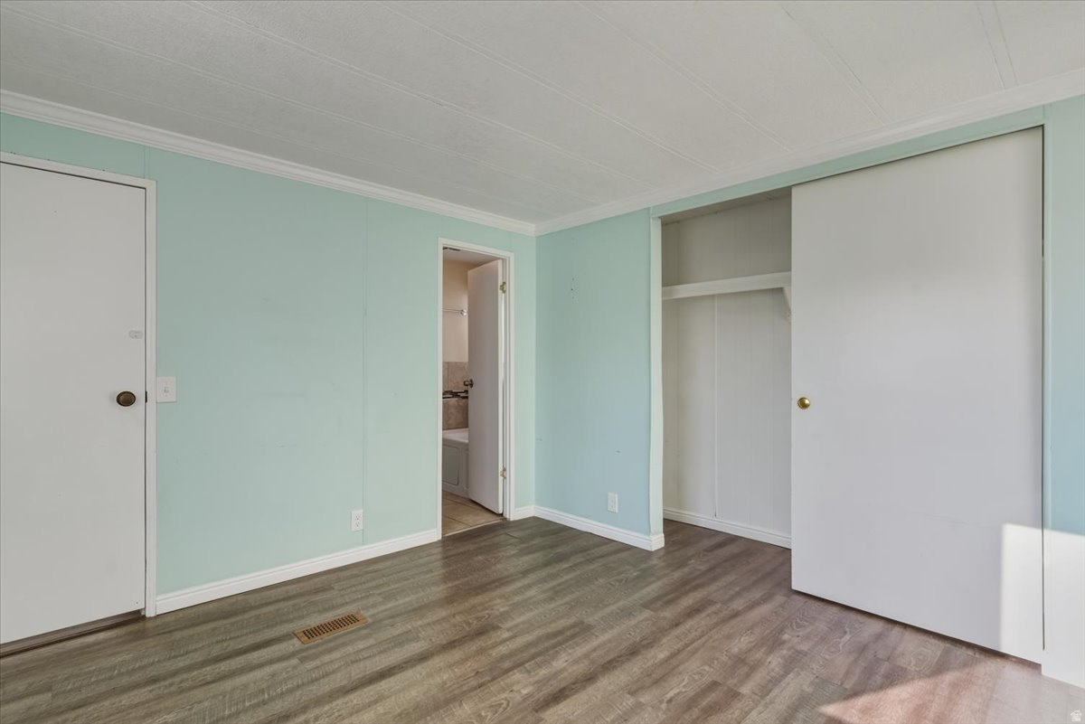 VILLAGE GREEN MOBILE HOME PARK - Residential