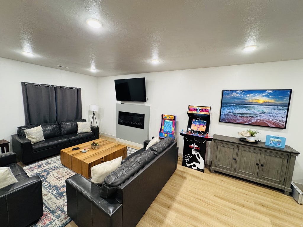 Photo of 140 W 150 S, Garden City, UT 84028 (MLS # 2181930)