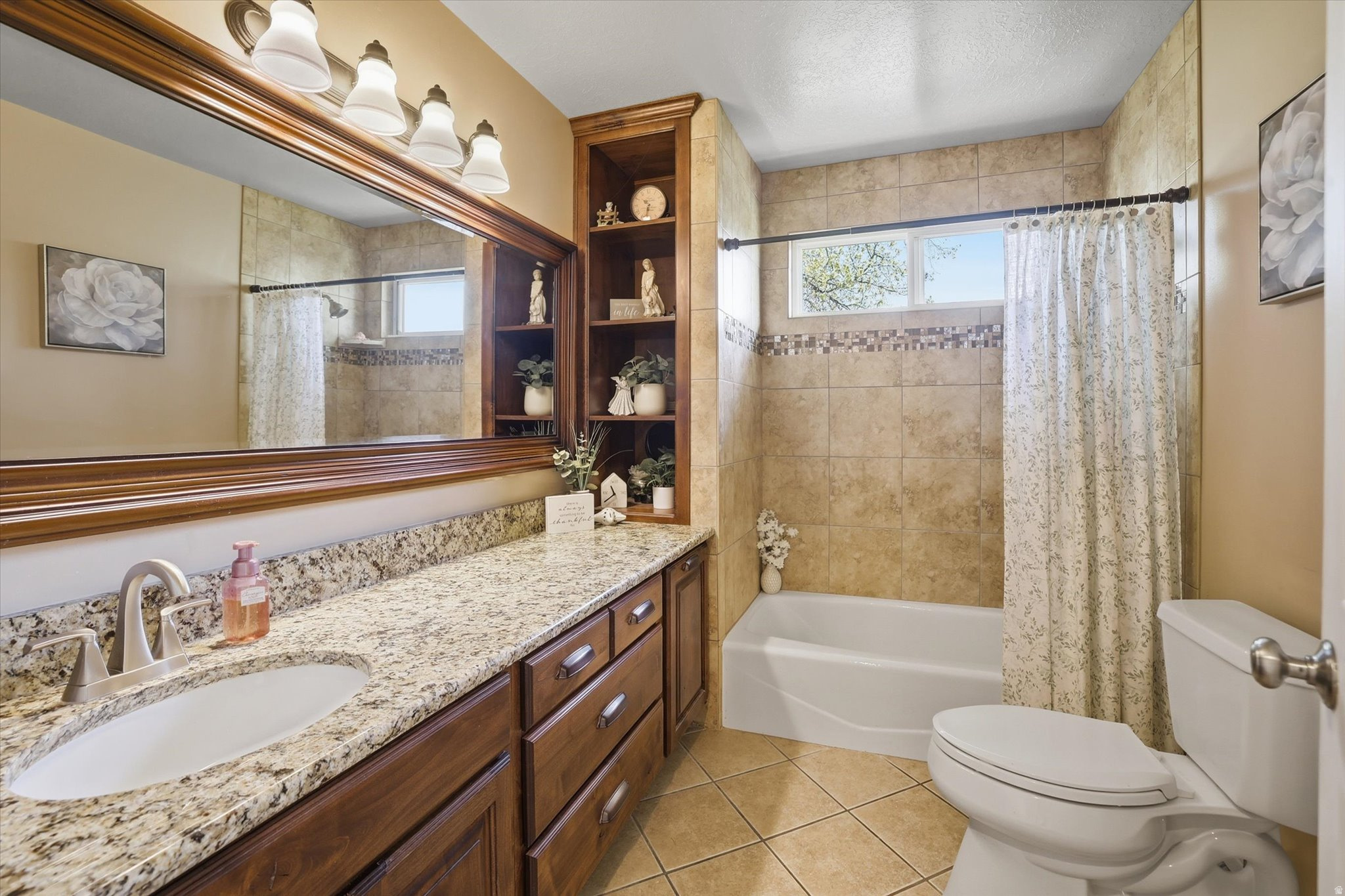 PLEASANT VIEW HEIGHTS - Residential