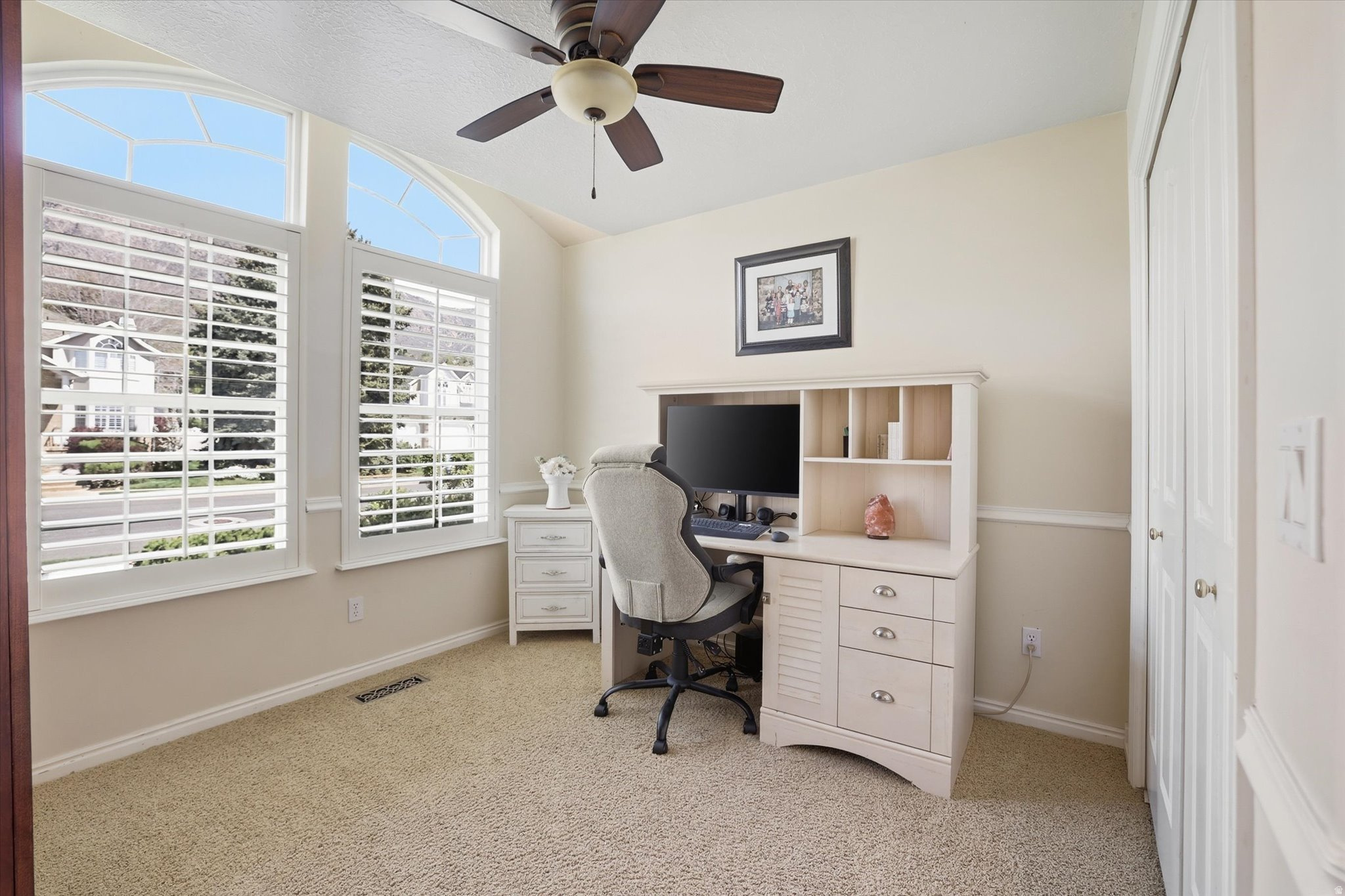 PLEASANT VIEW HEIGHTS - Residential