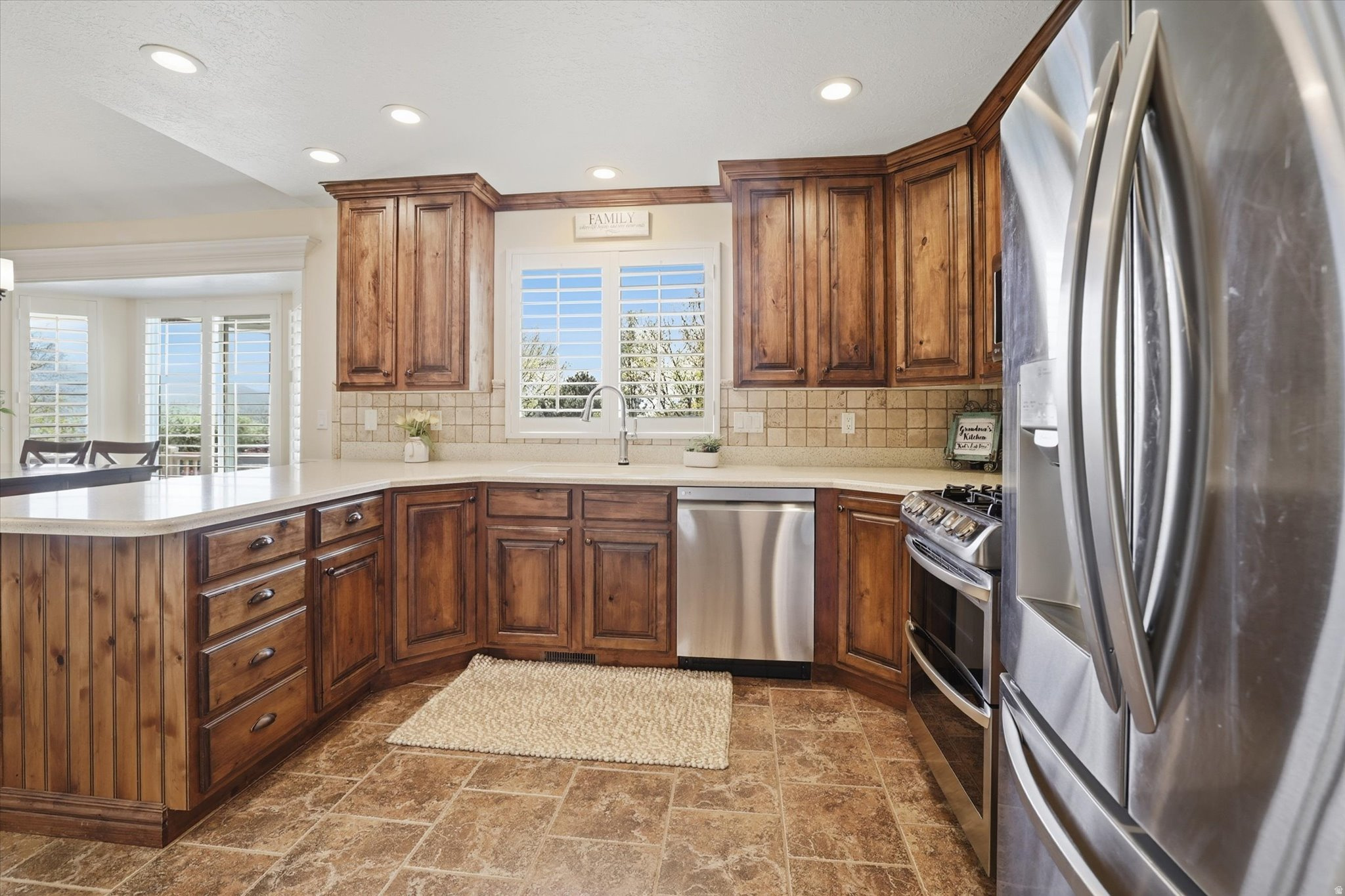 PLEASANT VIEW HEIGHTS - Residential