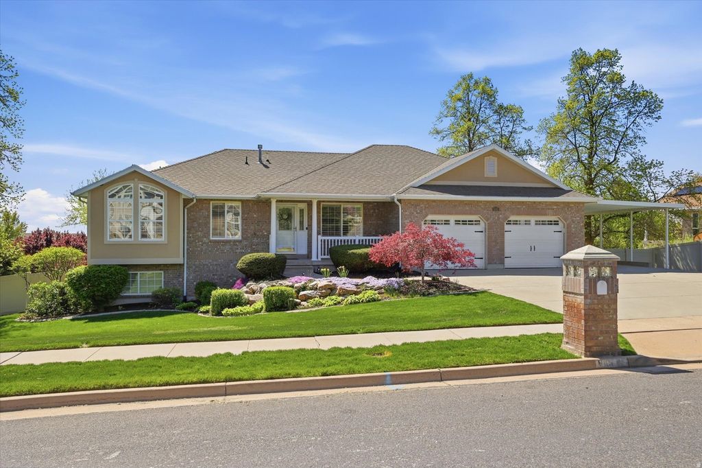 Photo of 645 W 3750 N, Pleasant View, UT 84414 (MLS # 2149956)