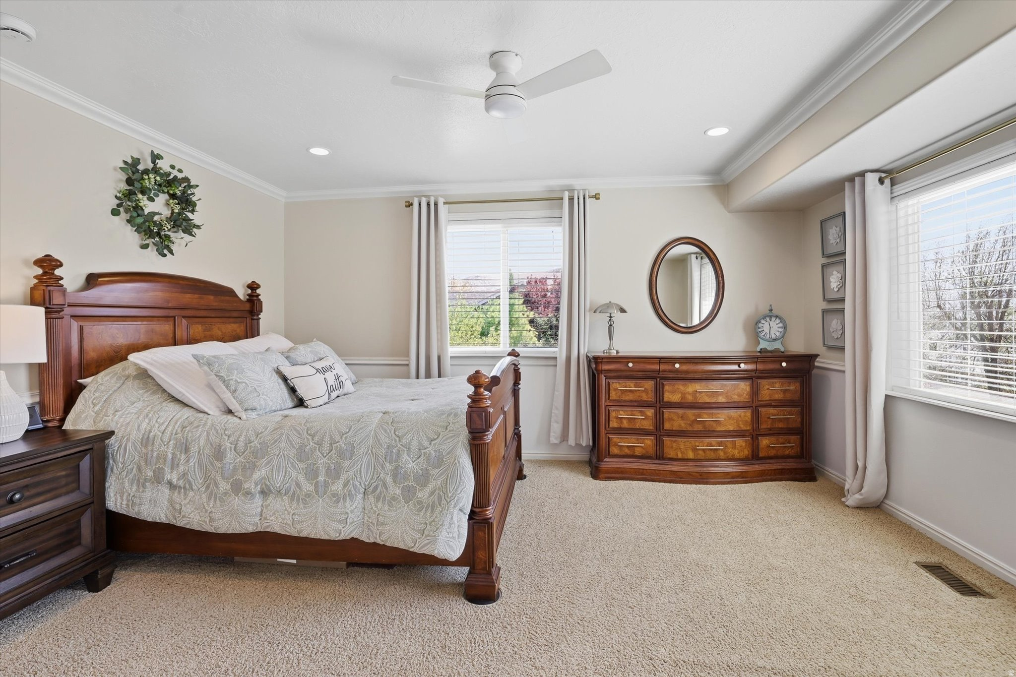 PLEASANT VIEW HEIGHTS - Residential