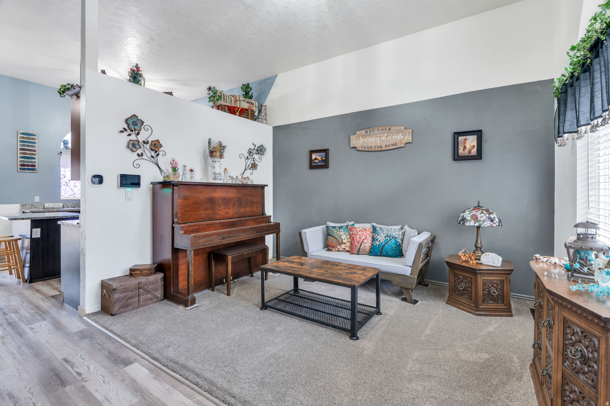 SPRING CREEK - Residential