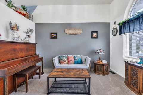 Tiny photo for 1548 E 350 S, Springville, UT 84663 (MLS # 2129309)