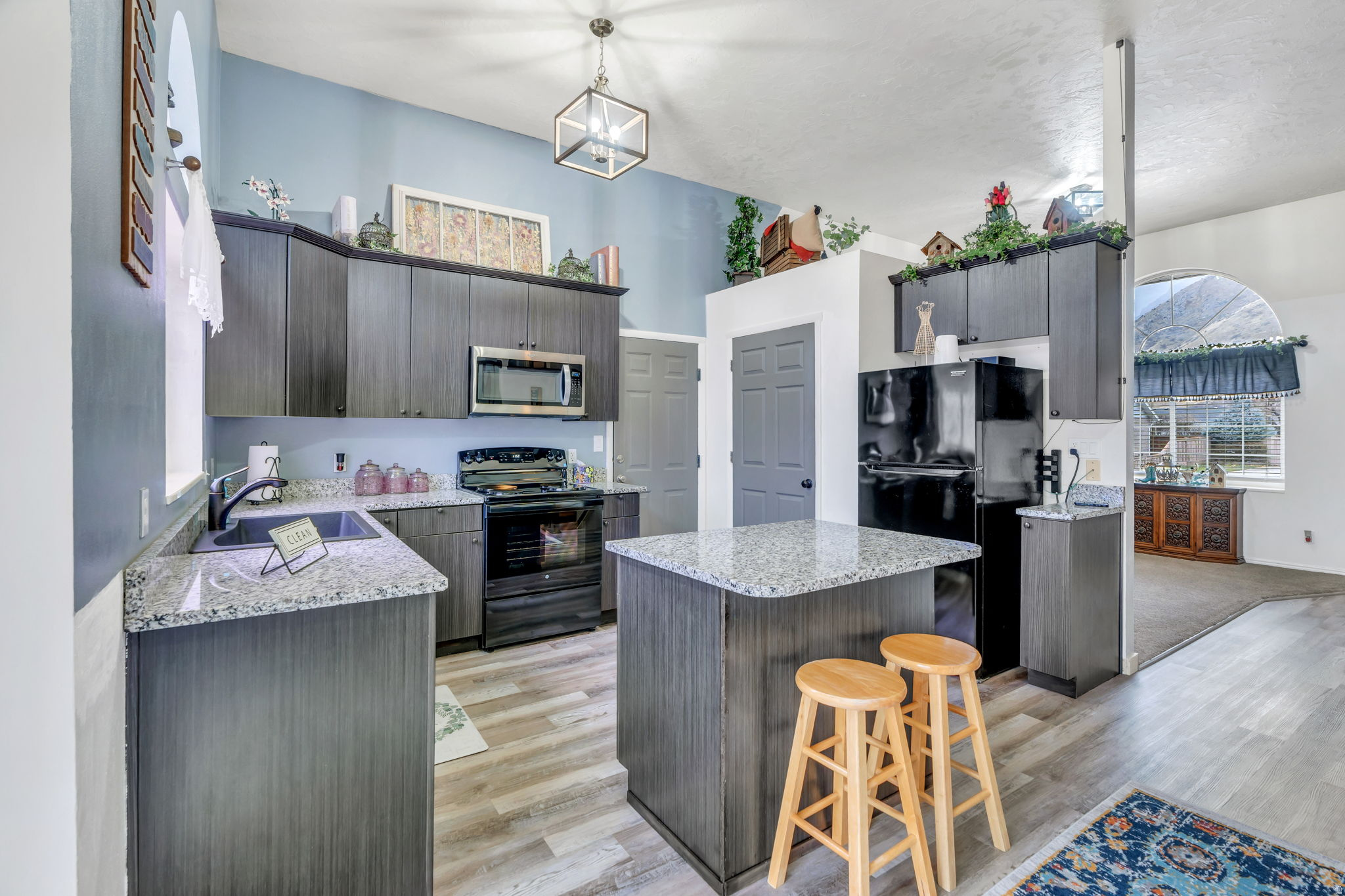 SPRING CREEK - Residential