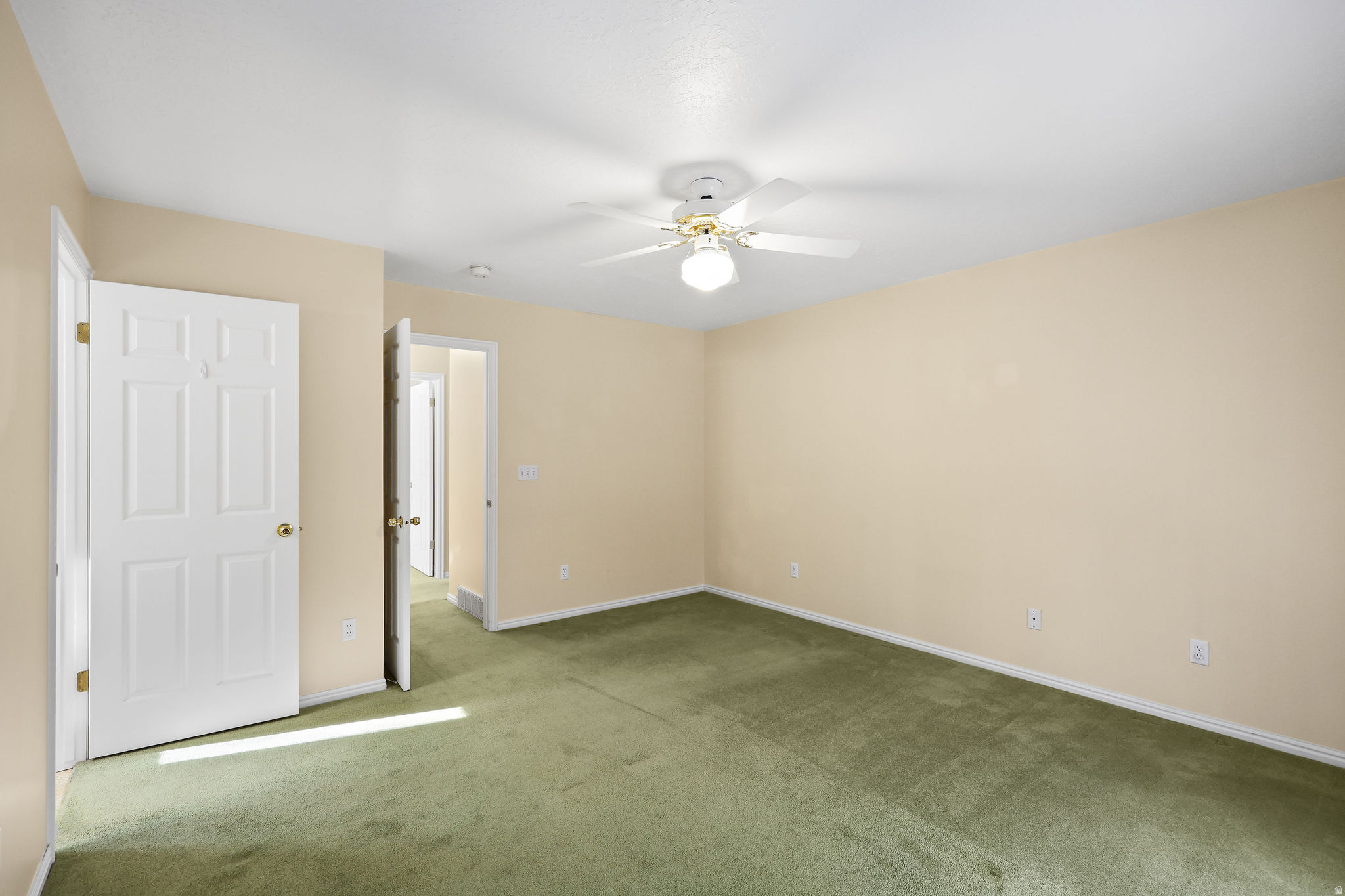 CREEKSIDE ESTATES - Residential