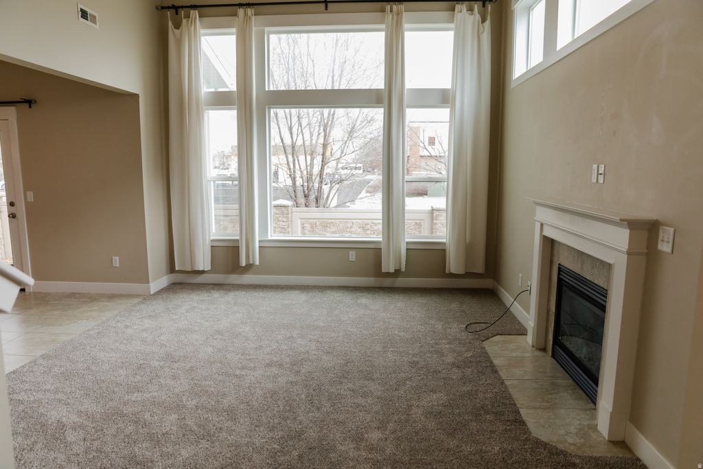 Photo of 1924 W TRAIL HEIGHTS DR, Riverton, UT 84065 (MLS # 2140366)