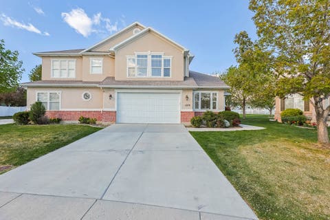 Homes For Sale - 1079 E 390<br/> American Fork, UT 84003