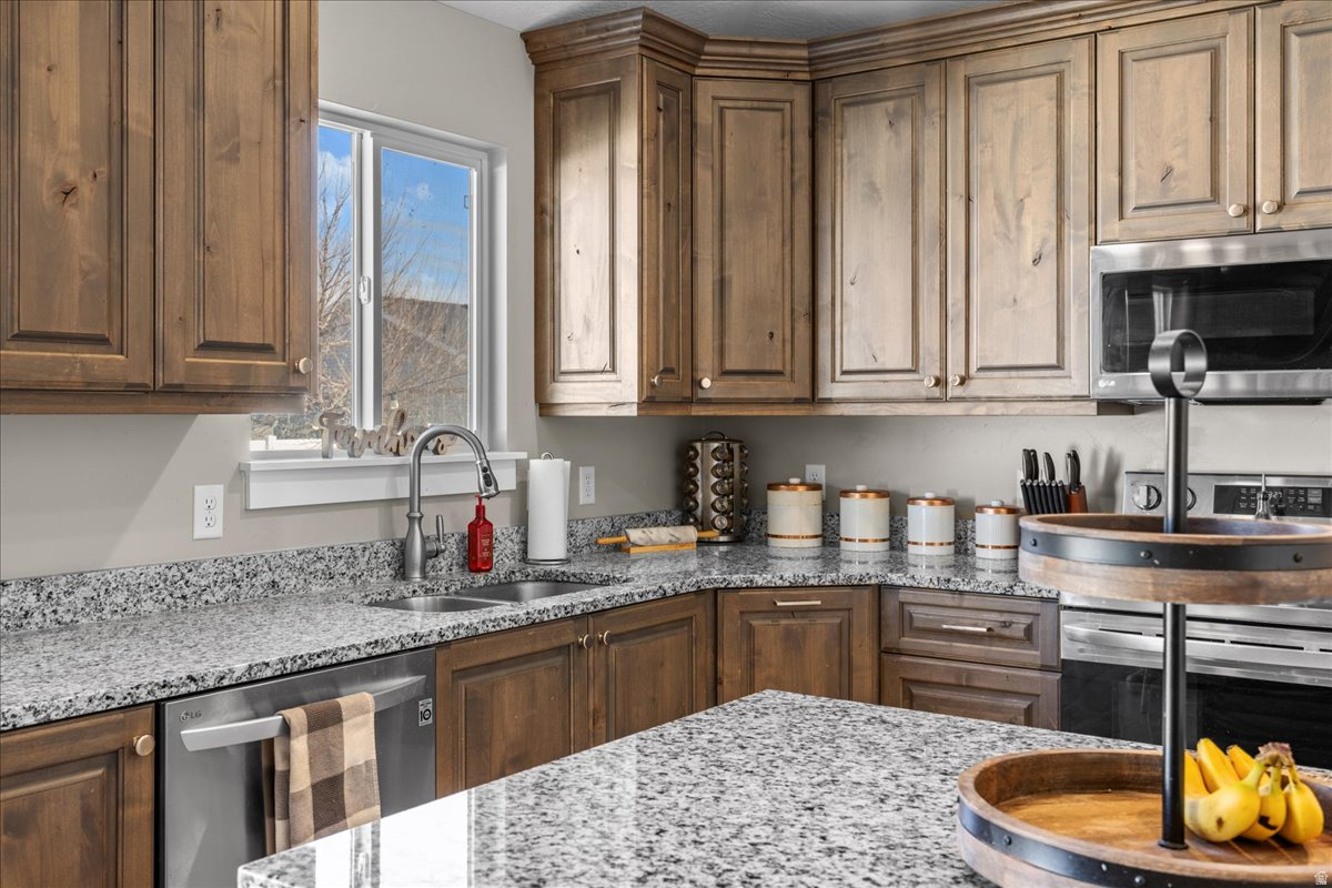 MUSTANG RIDGE SUBDIVISION - Residential