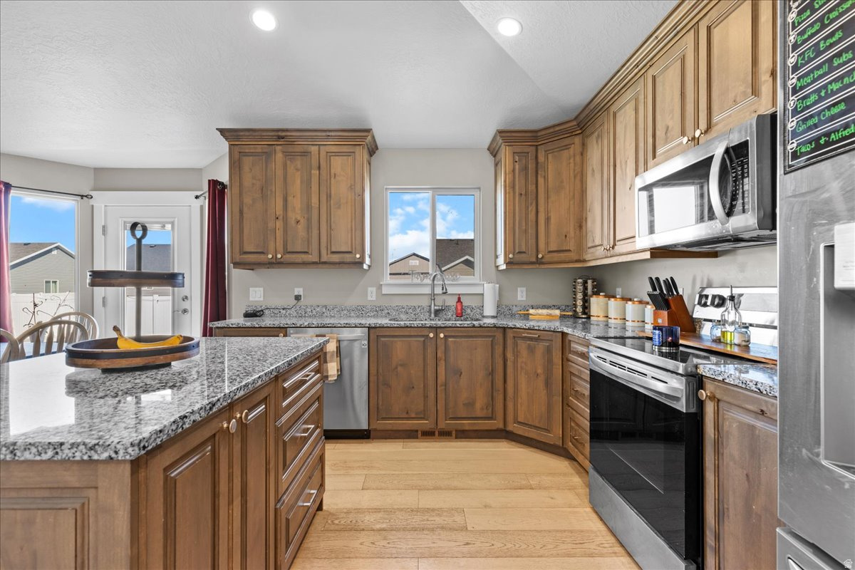 MUSTANG RIDGE SUBDIVISION - Residential