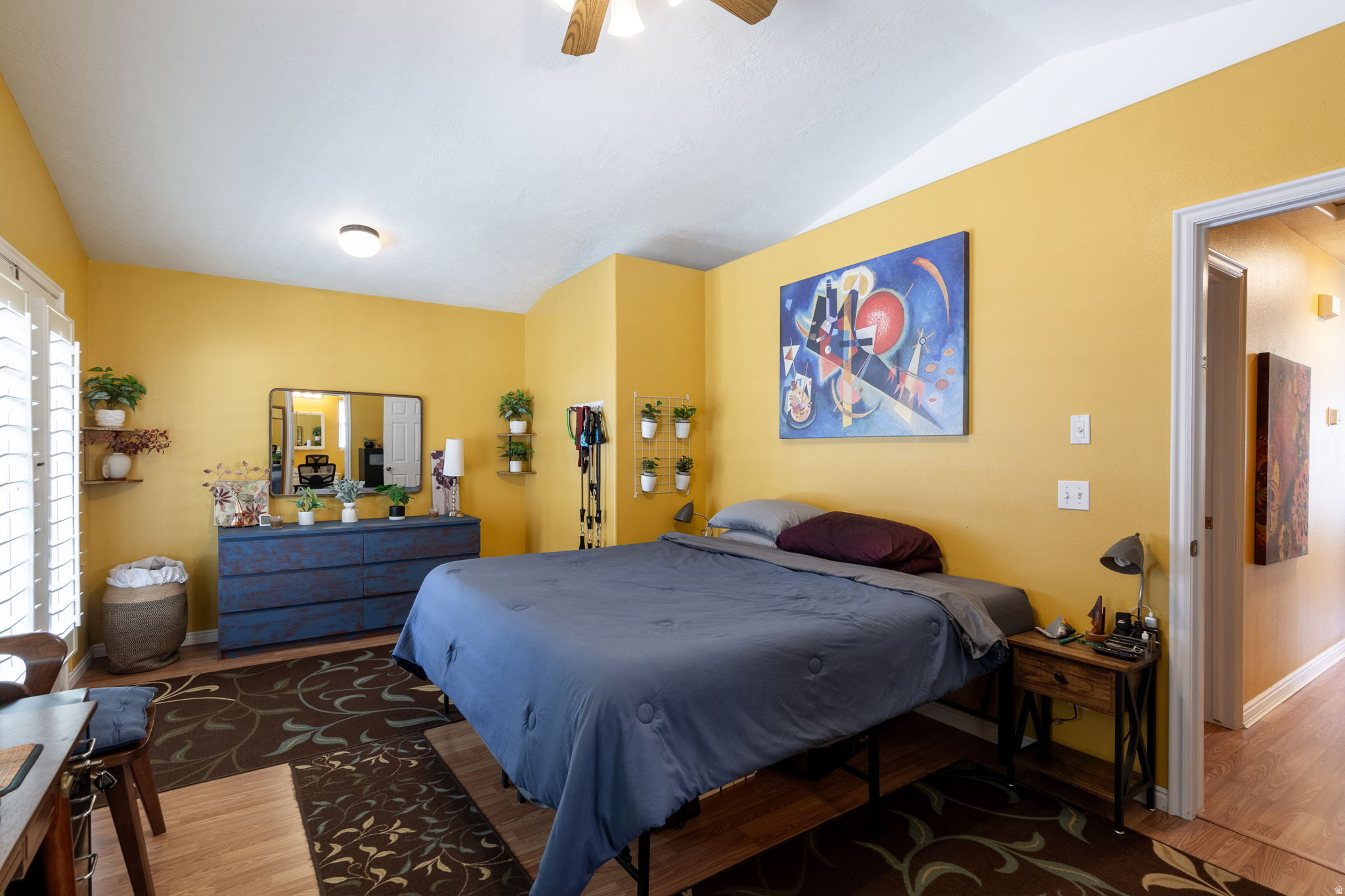 RIDGEPOINTE - Residential