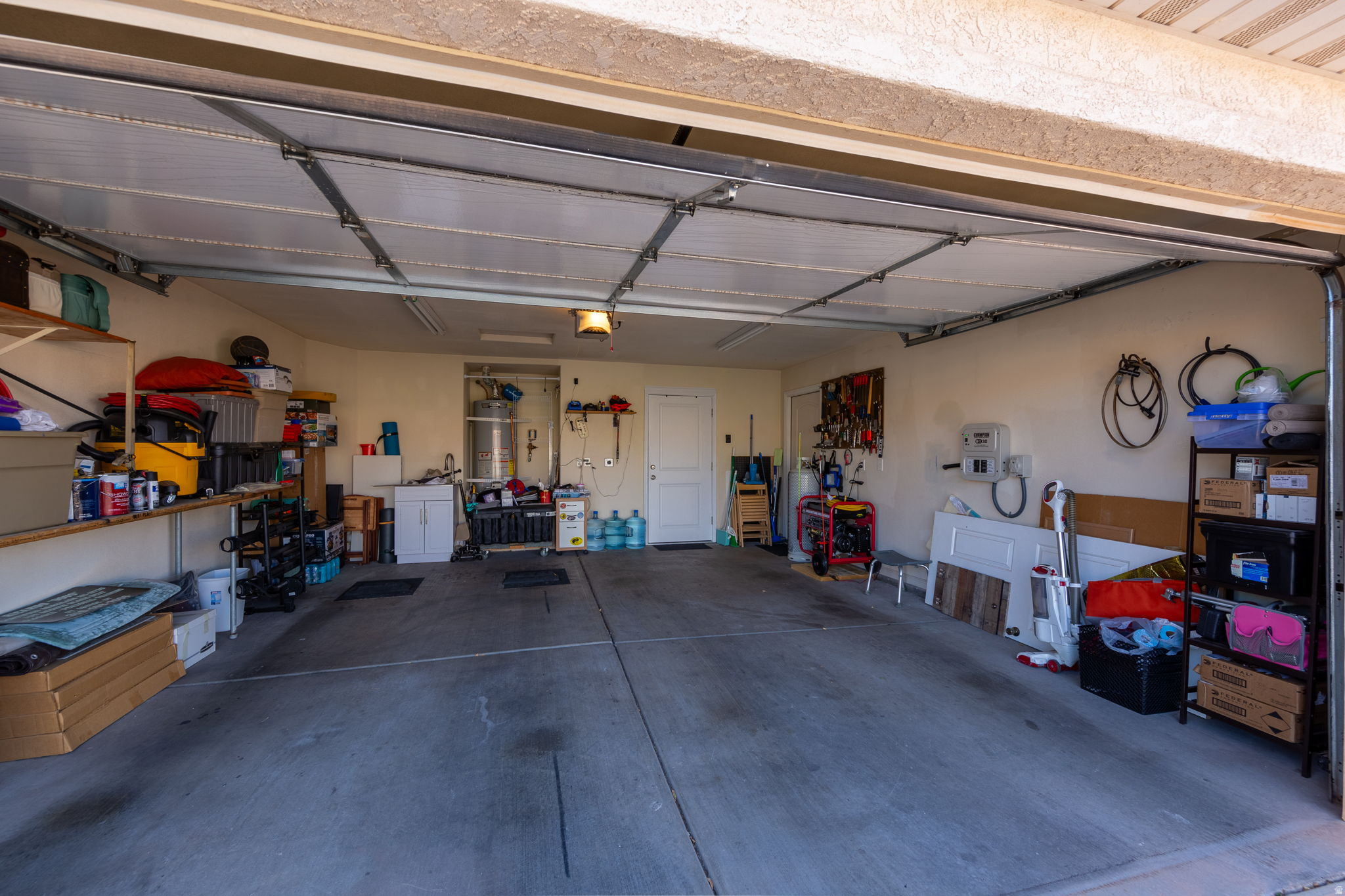 RIDGEPOINTE - Residential