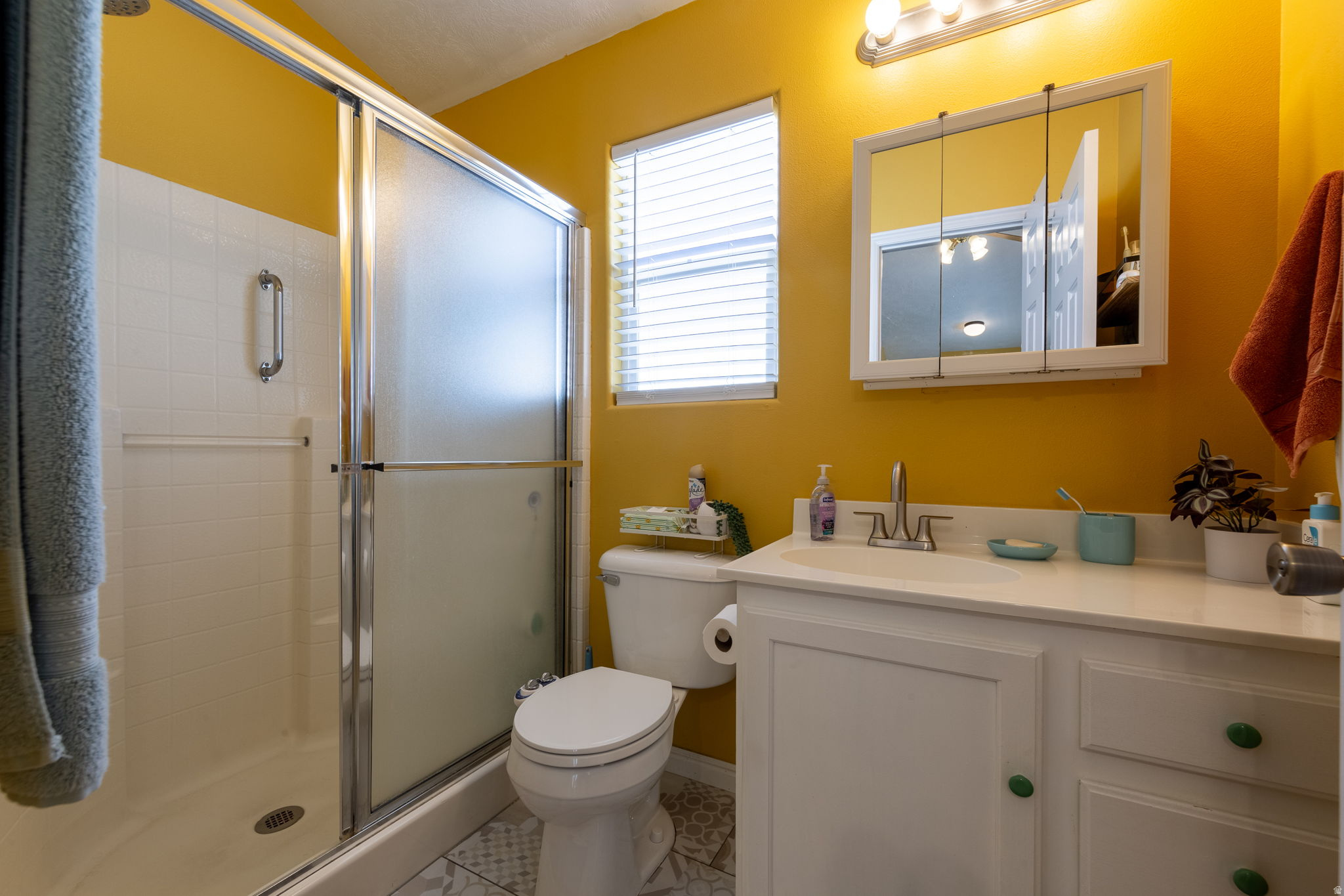 RIDGEPOINTE - Residential