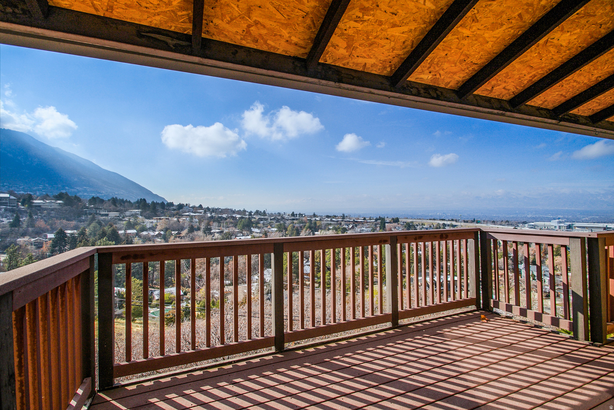 CREST VIEW MANOR - Residential