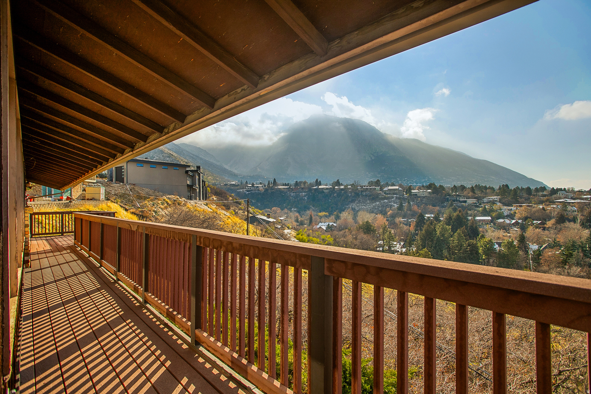 CREST VIEW MANOR - Residential