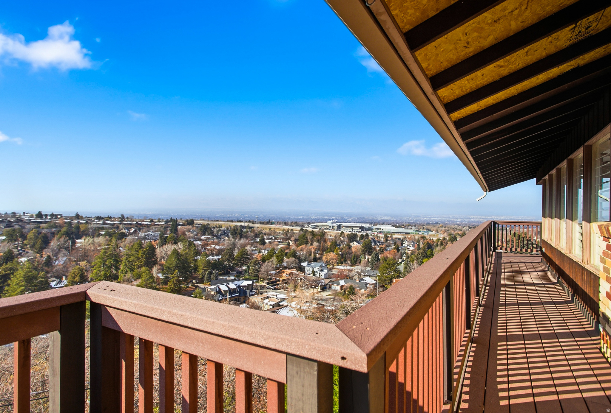 CREST VIEW MANOR - Residential