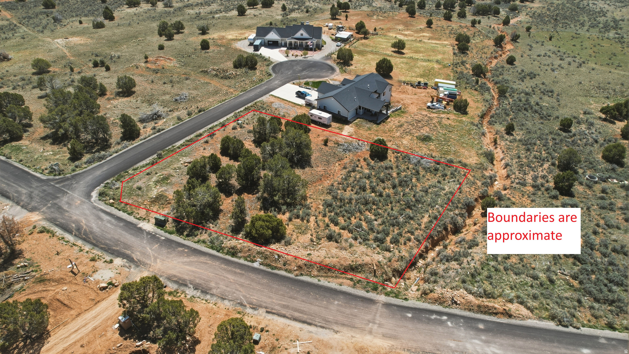 EAGLE'S LANDING - Land