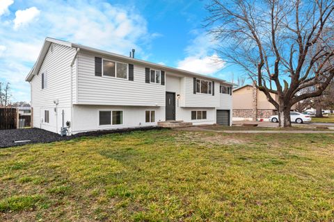 Tiny photo for 6095 S 2600 W, Roy, UT 84067 (MLS # 2139664)