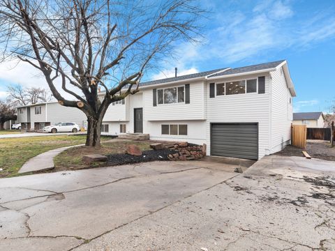 Tiny photo for 6095 S 2600 W, Roy, UT 84067 (MLS # 2139664)