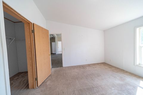 Tiny photo for 117 S MAPLE ST, Wellington, UT 84542 (MLS # 2159133)