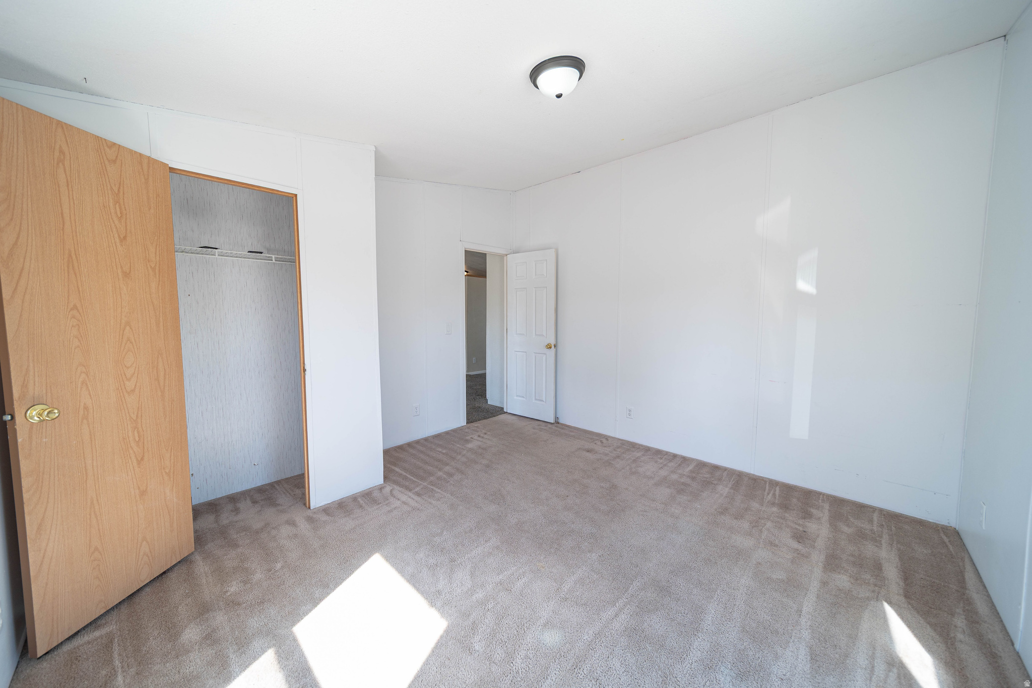 HILLVIEW VILLAGE - Residential