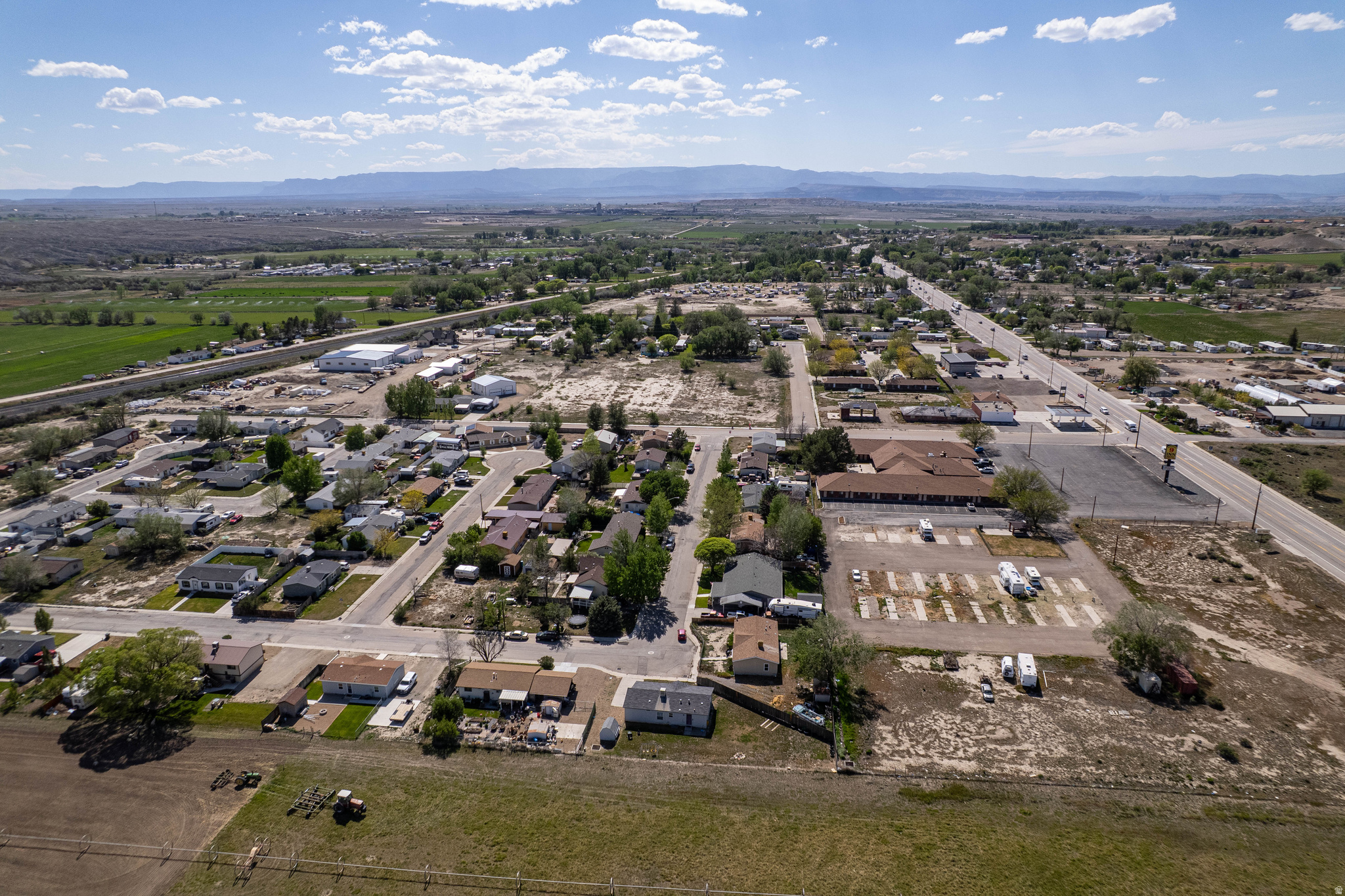 HILLVIEW VILLAGE - Residential