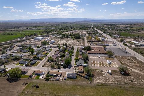 Tiny photo for 117 S MAPLE ST, Wellington, UT 84542 (MLS # 2159133)