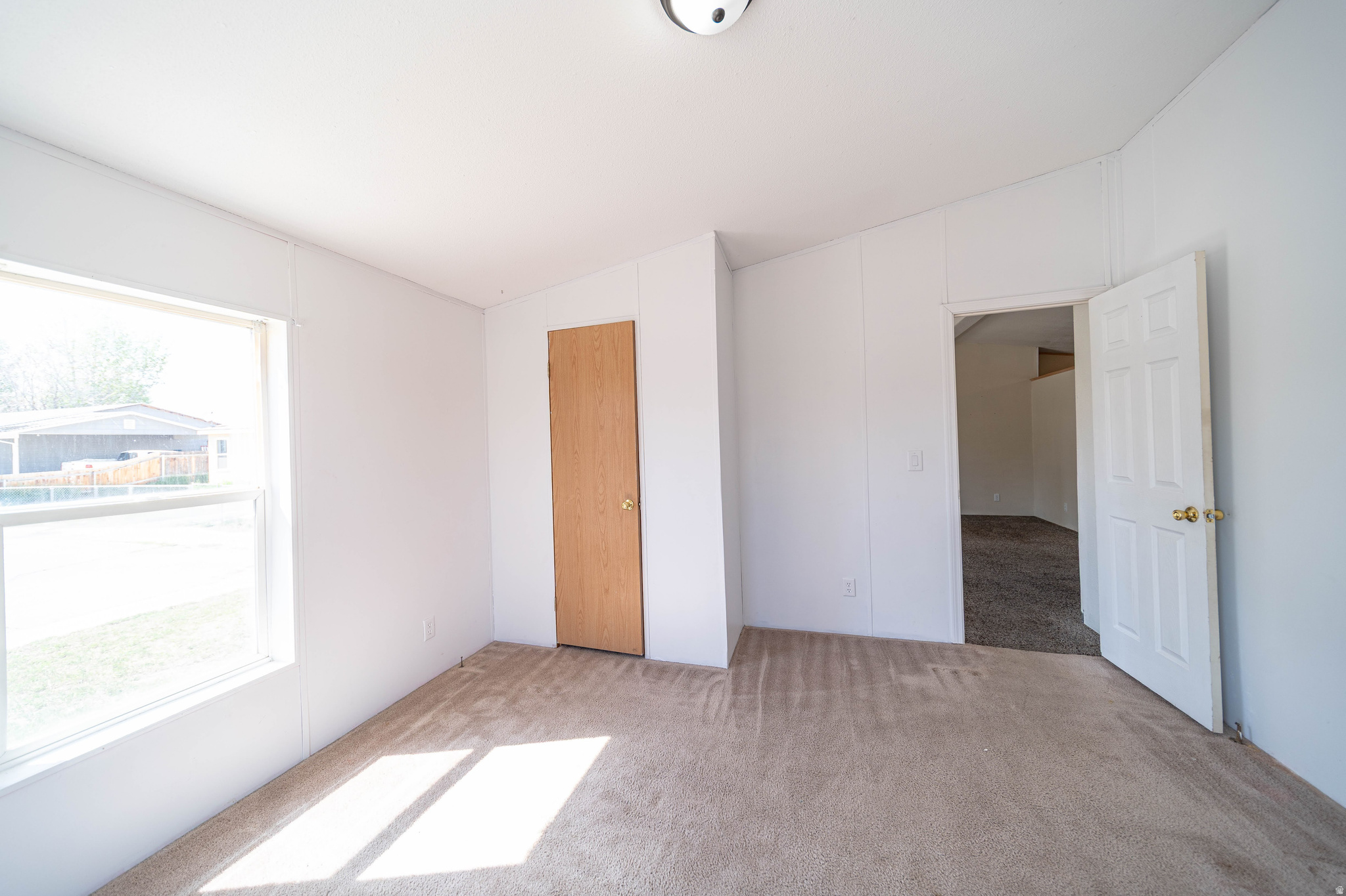 HILLVIEW VILLAGE - Residential