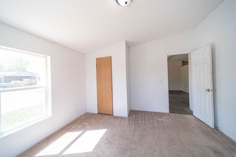Tiny photo for 117 S MAPLE ST, Wellington, UT 84542 (MLS # 2159133)