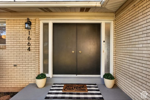 Tiny photo for 1664 E GORDON AVE E, Layton, UT 84040 (MLS # 2188889)