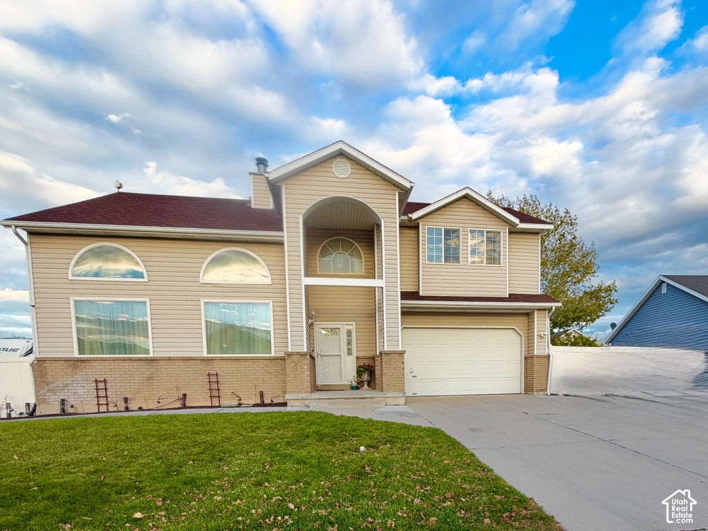 Photo of 8713 S MCGINNIS LN W, West Jordan, UT 84081 (MLS # 2192105)