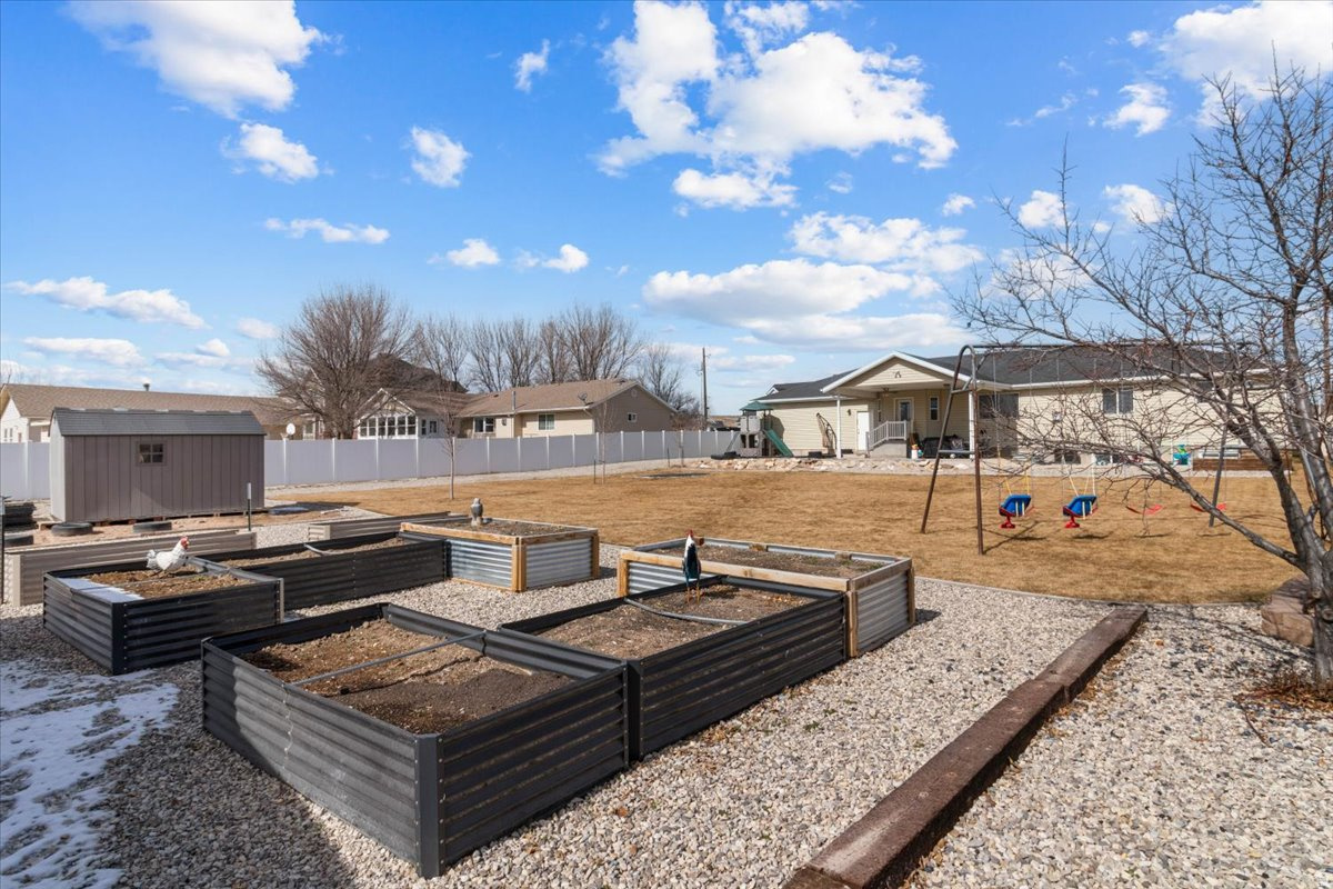 YOUNG PROPERTY - Residential