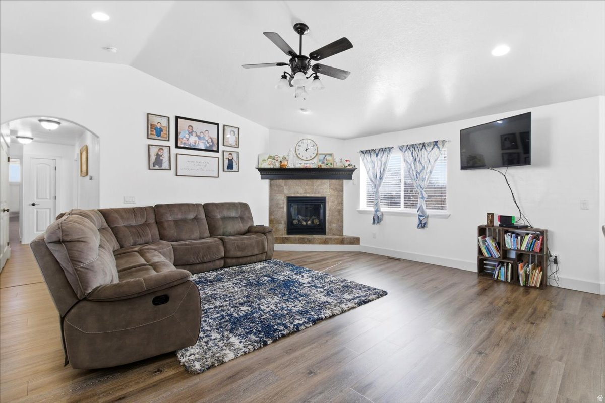 YOUNG PROPERTY - Residential