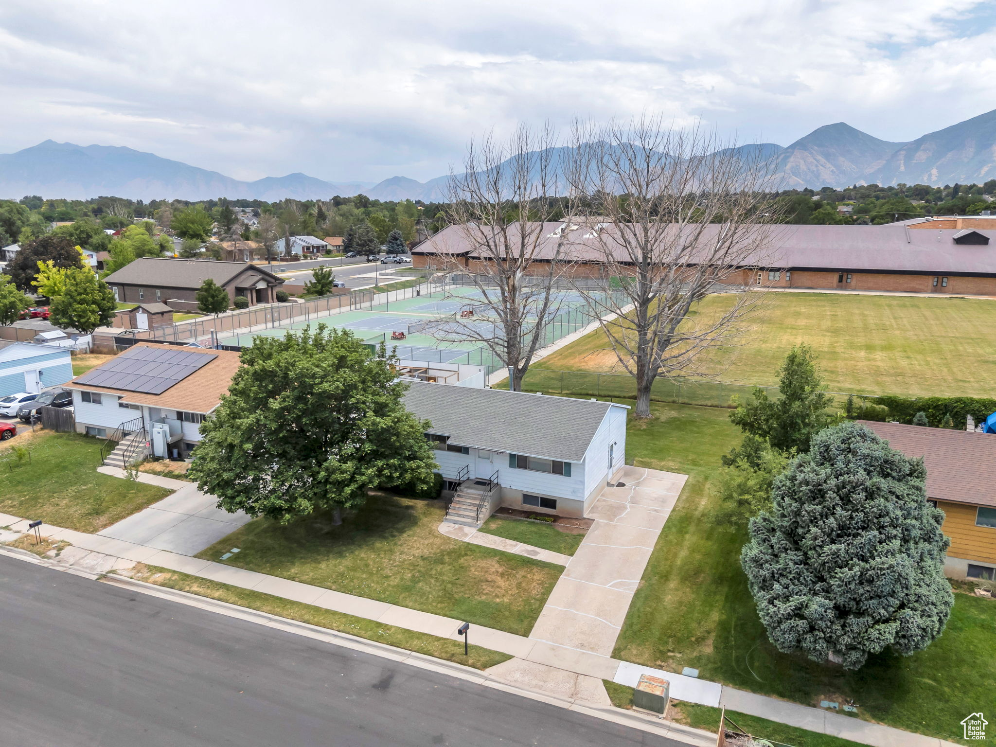 WESTWOOD PARK - Residential