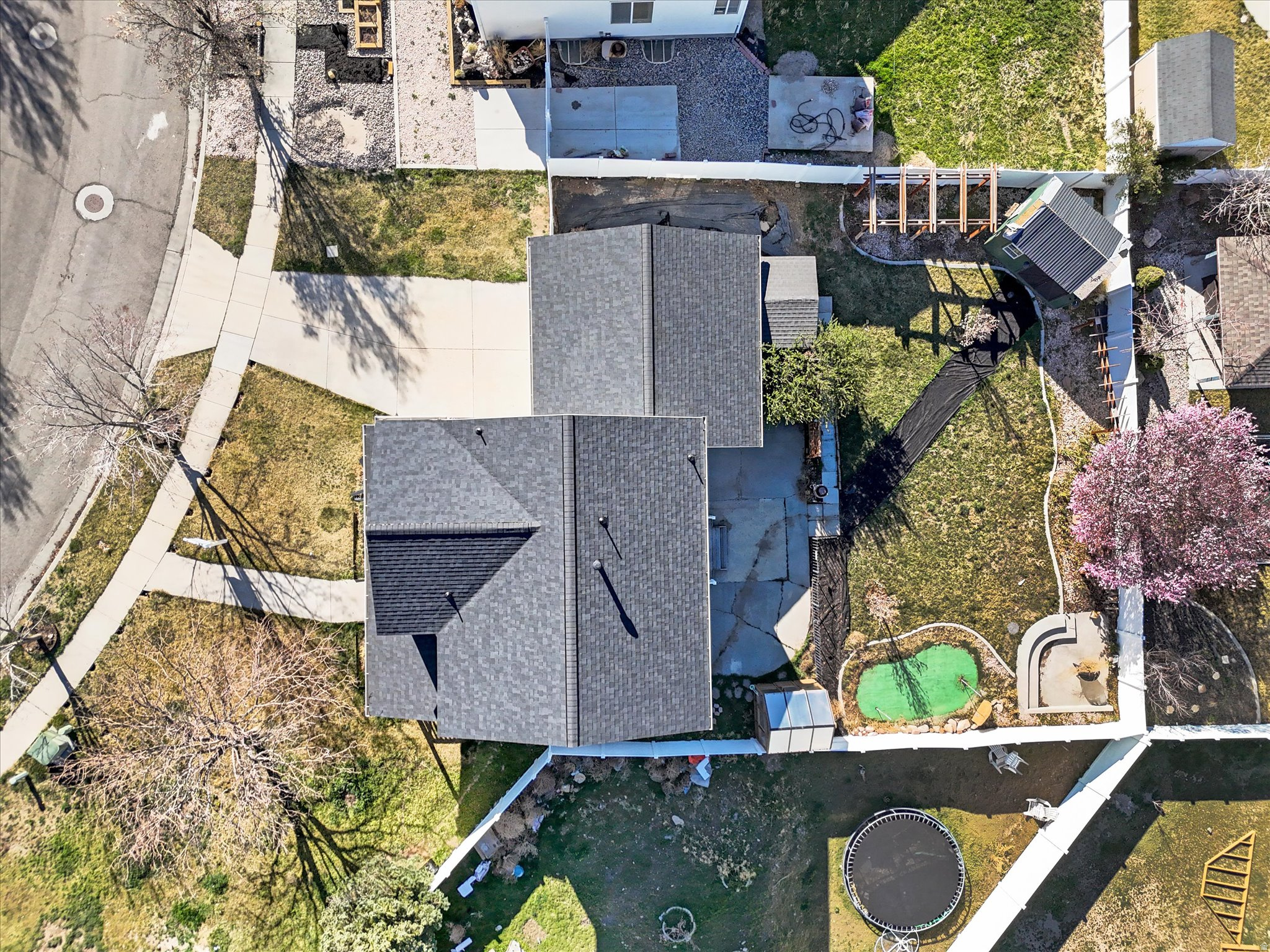 OVERLAKE - Residential