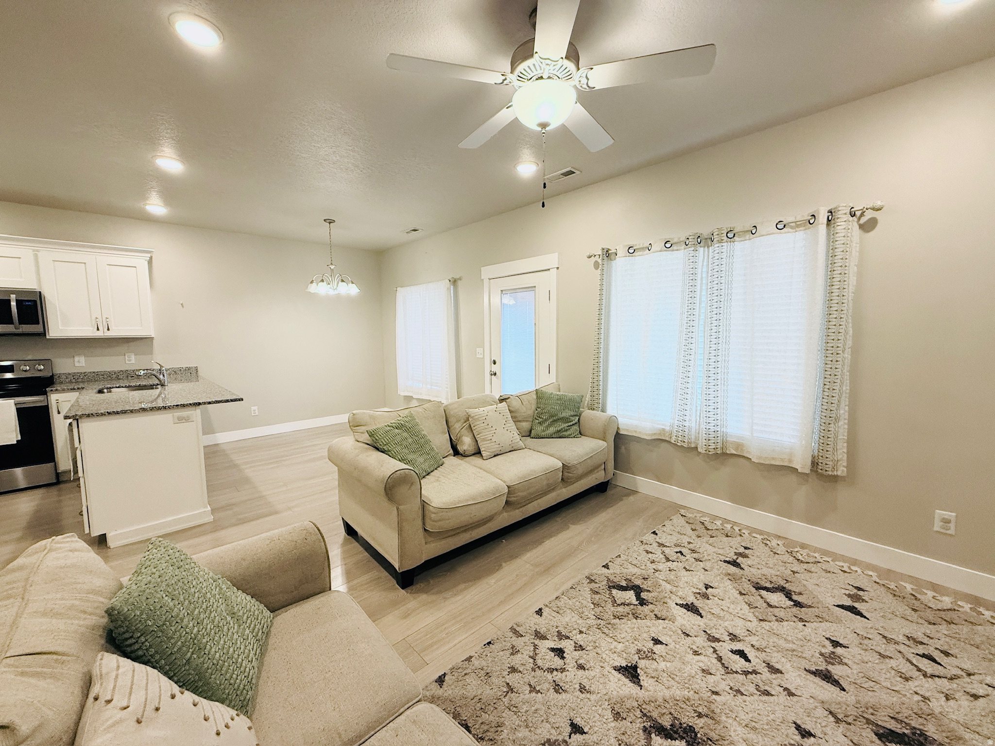 KNUDSON CROSSING - Residential