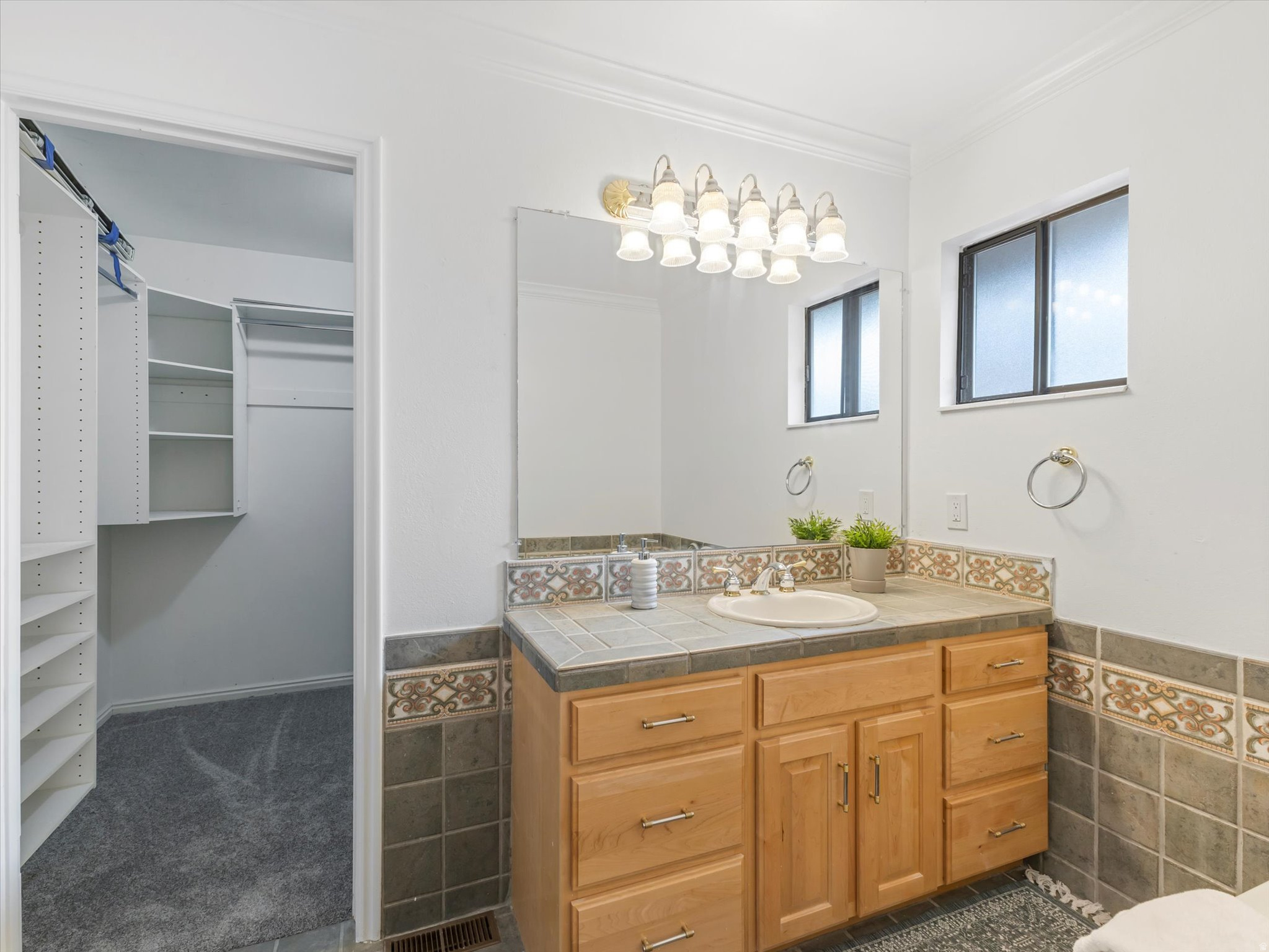 UPLAND TERRACE PLAT C - Residential