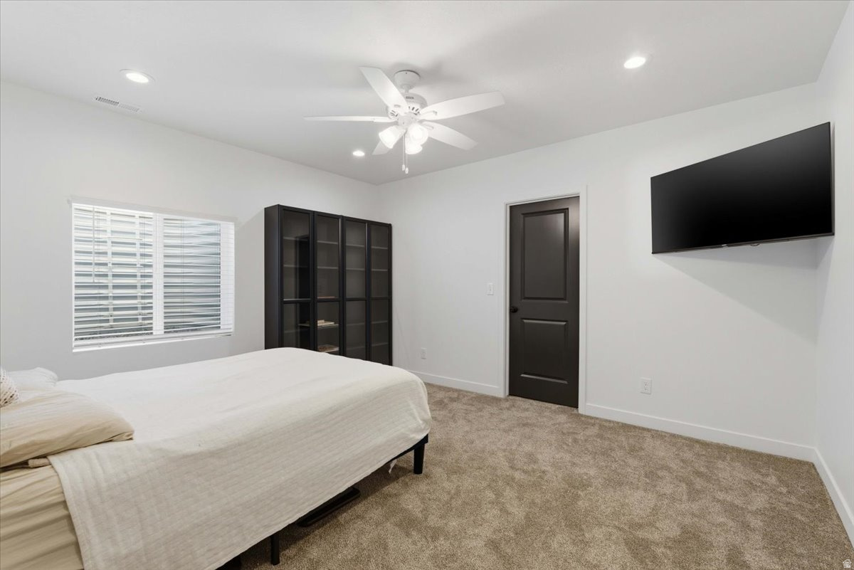 MAPLETON HEIGHTS - Residential