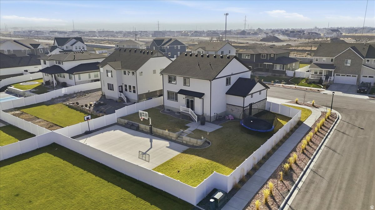 MAPLETON HEIGHTS - Residential