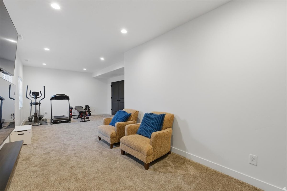 MAPLETON HEIGHTS - Residential