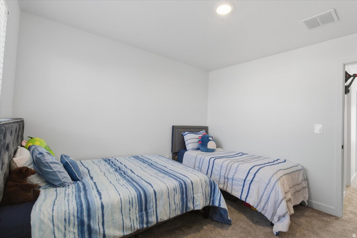 MAPLETON HEIGHTS - Residential