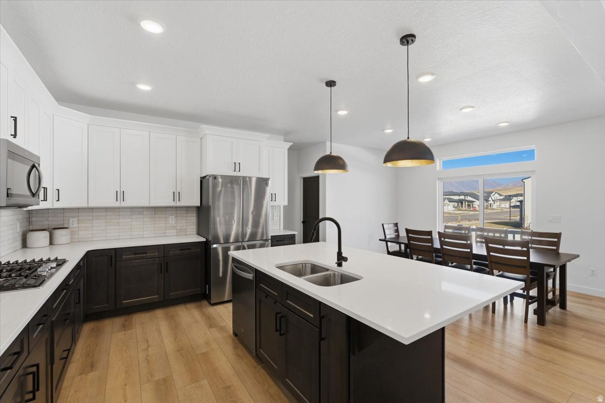 MAPLETON HEIGHTS - Residential