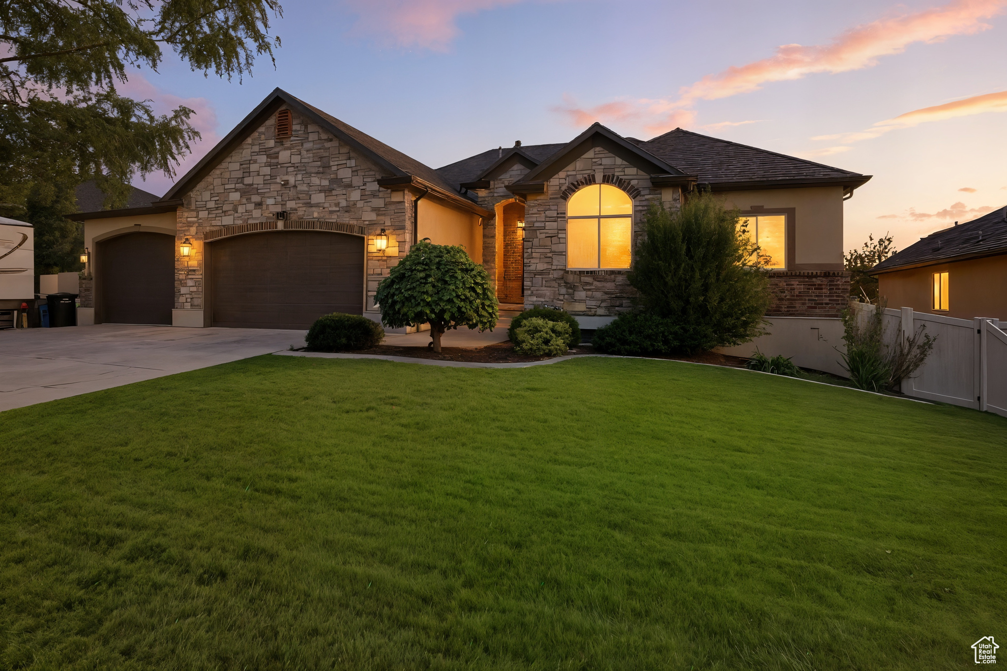 DUCK CREEK - Residential