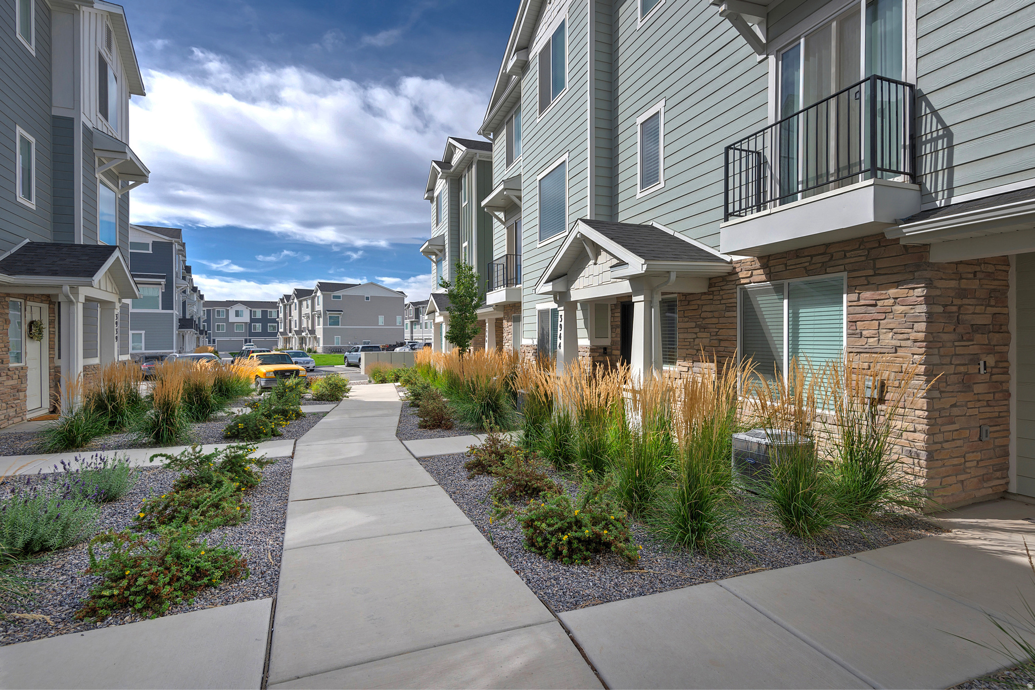 EAGLE POINT - Residential