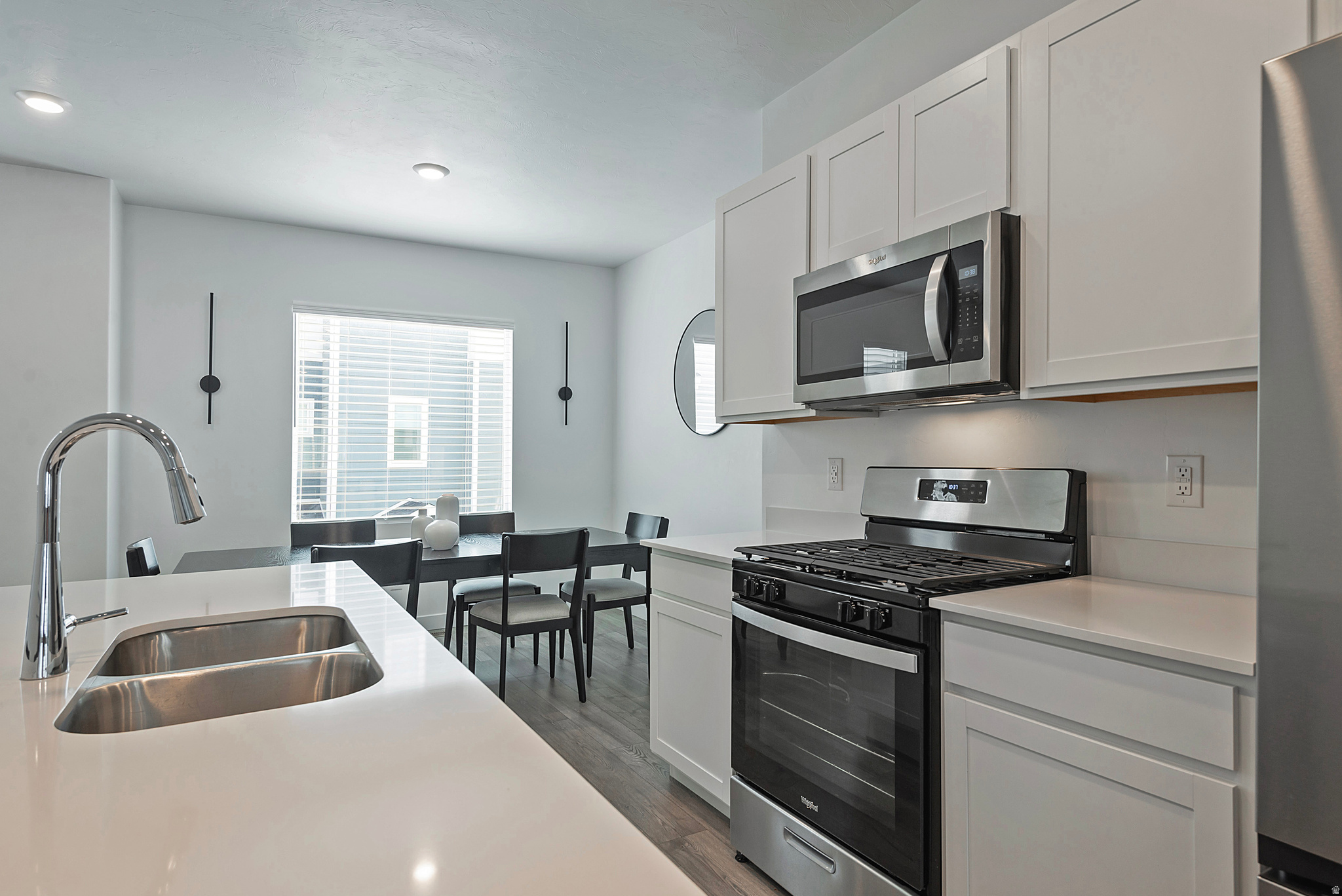 EAGLE POINT - Residential